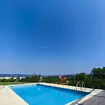 Casa Alamela