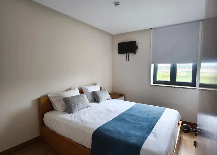 Casa Alamela 佩纳菲耶尔